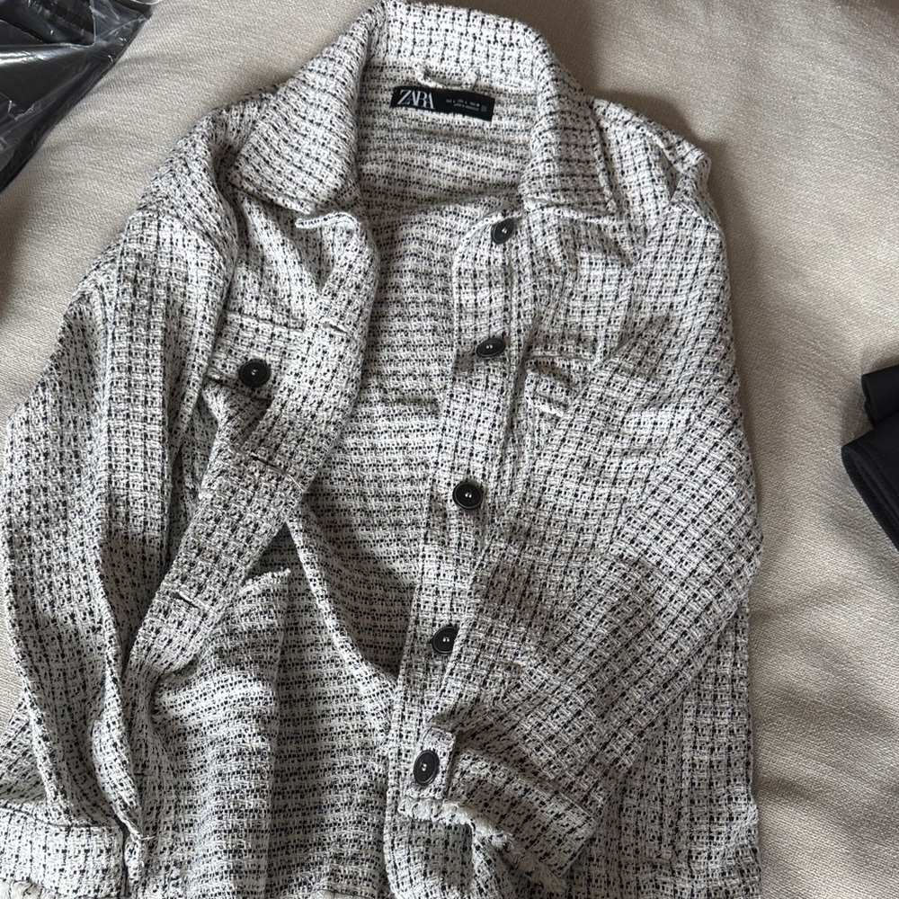Zara Monochrome Textured Button-Up Shirt